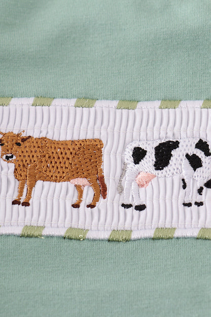 Boys Green cow embroidery smocked gingham shorts set