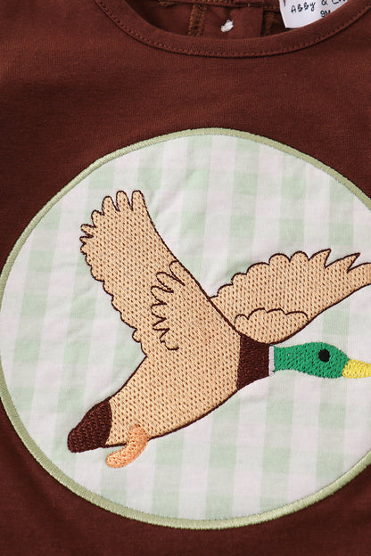 Brown duck applique shorts set